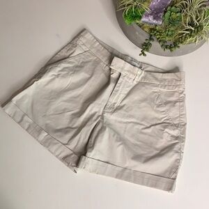 LOGG H&M Khaki Cuffed Casual shorts size 10 women’s weekend fit high rise